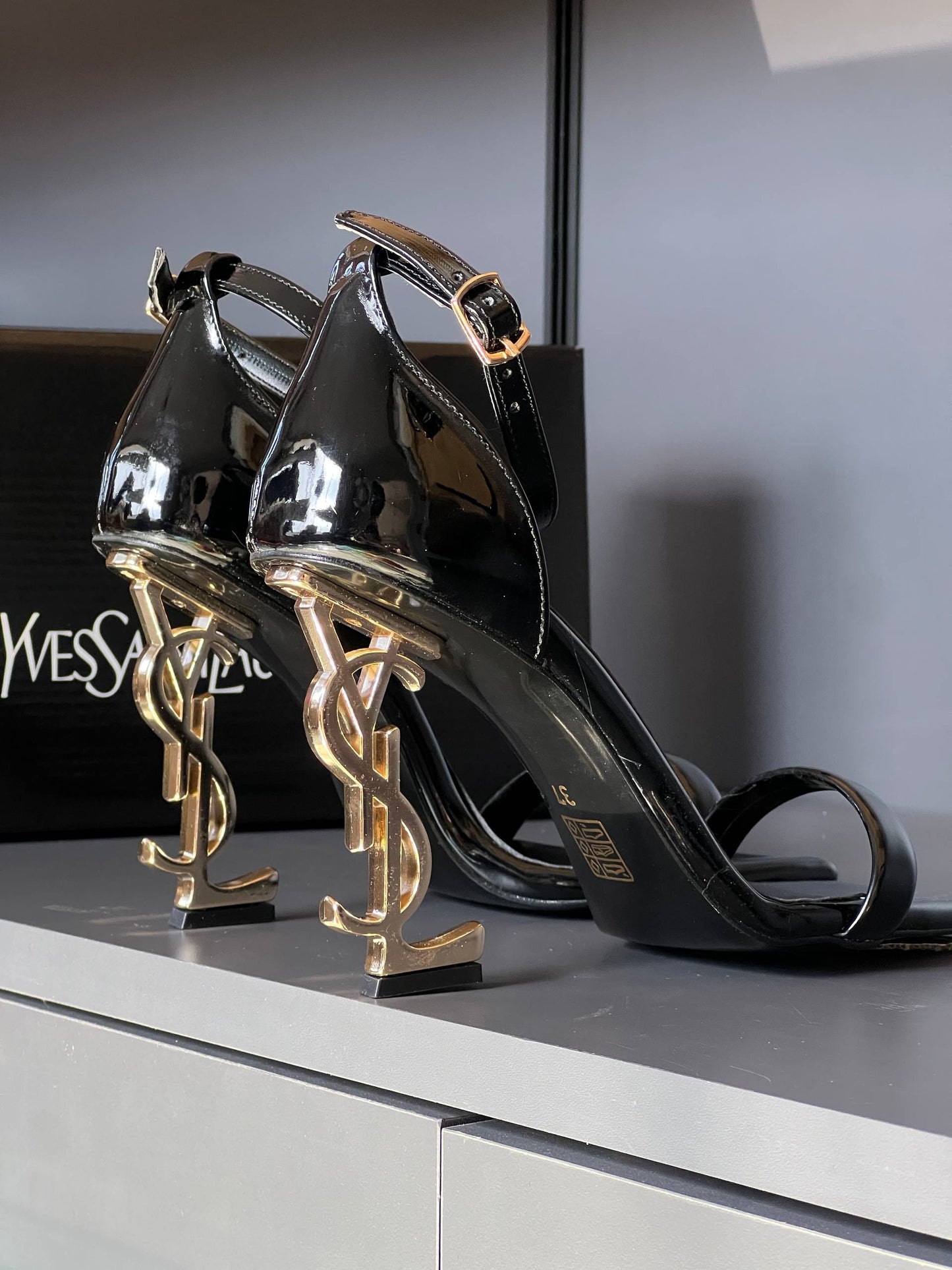 YS - Shoes