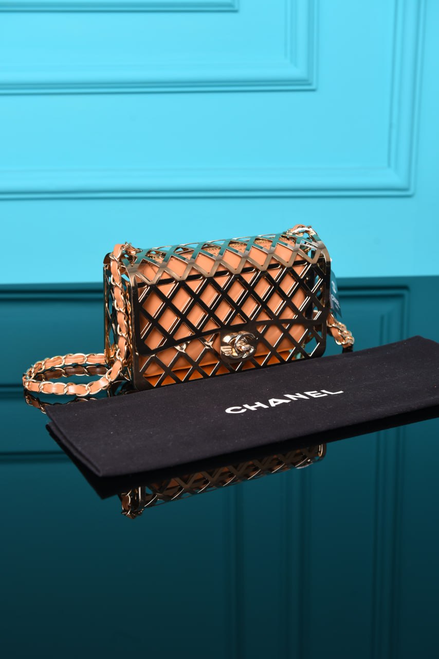 C-H - Mini Cage Flap with Pouch