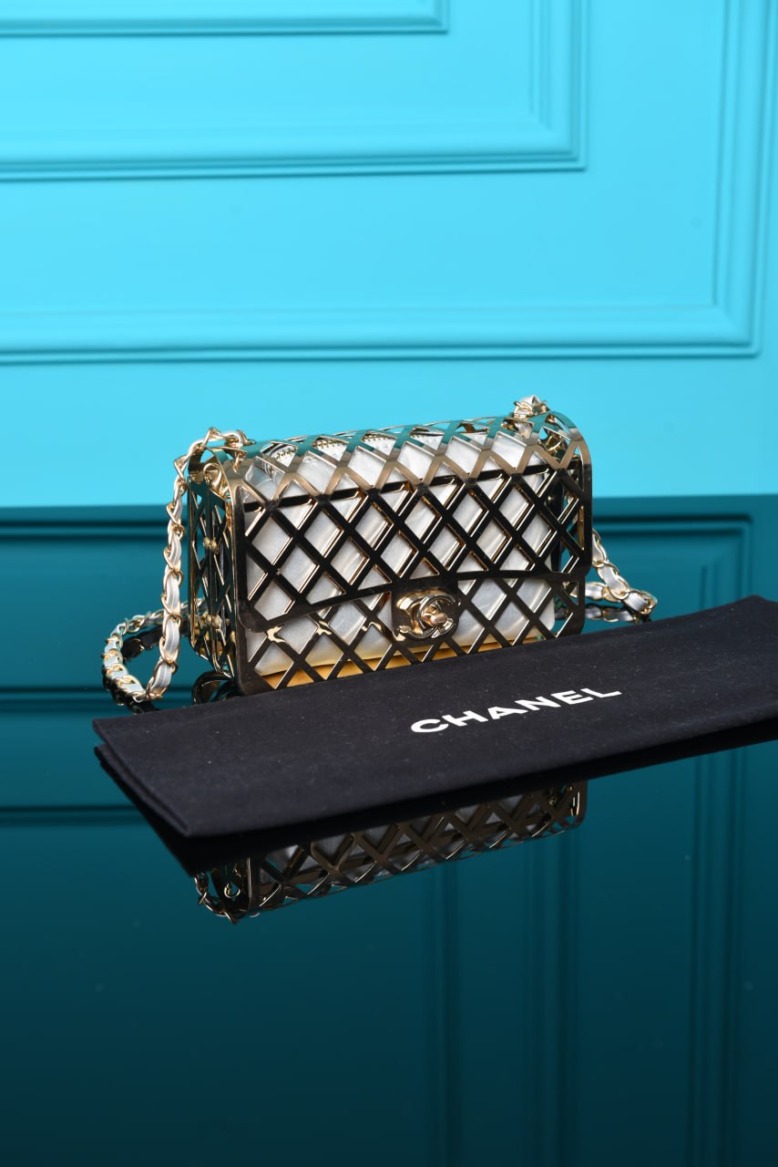 C-H - Mini Cage Flap with Pouch