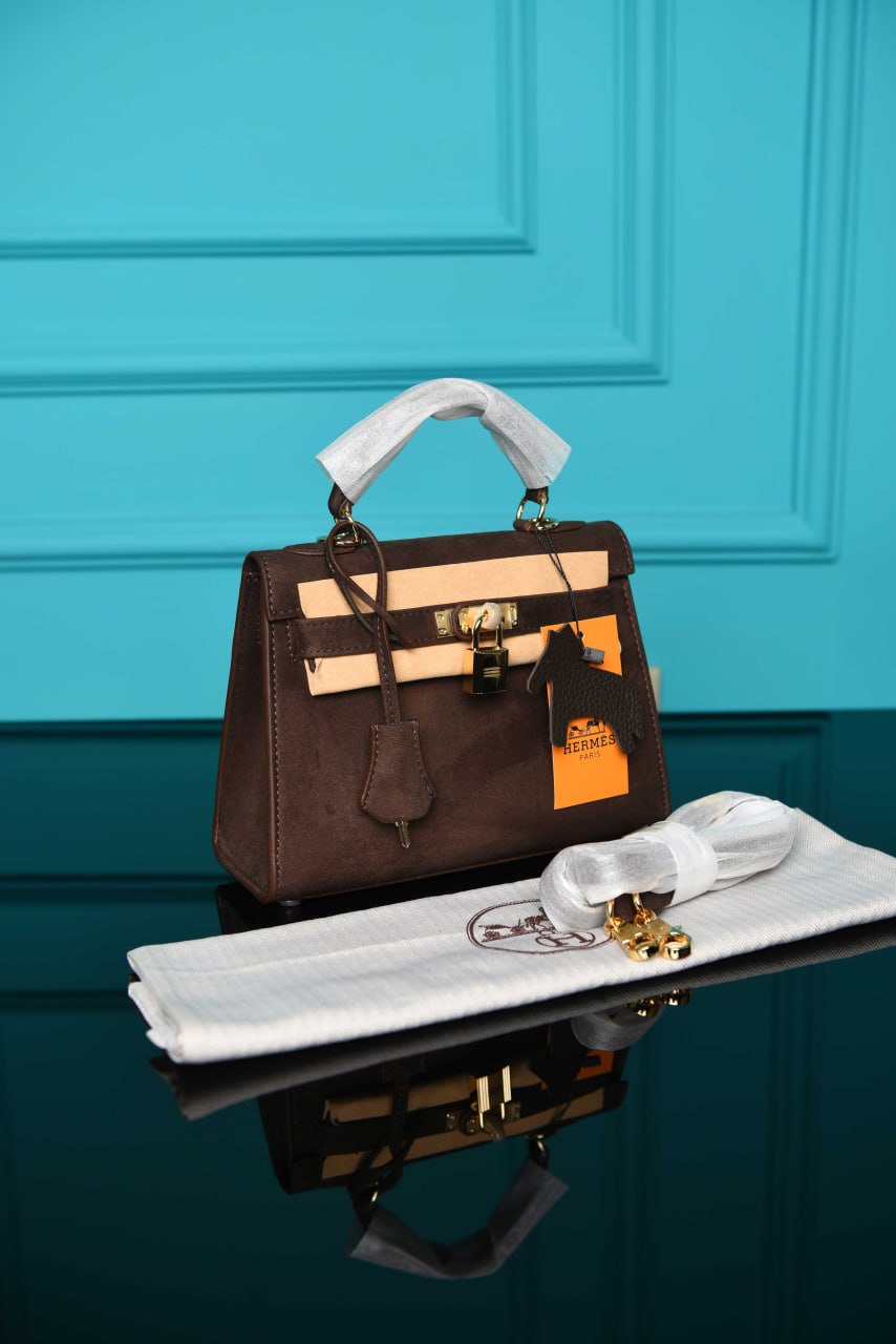 HM - Kelly 22 Bag in Suede