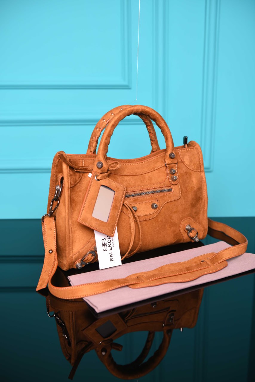 BLC - Le City Bag in Suede