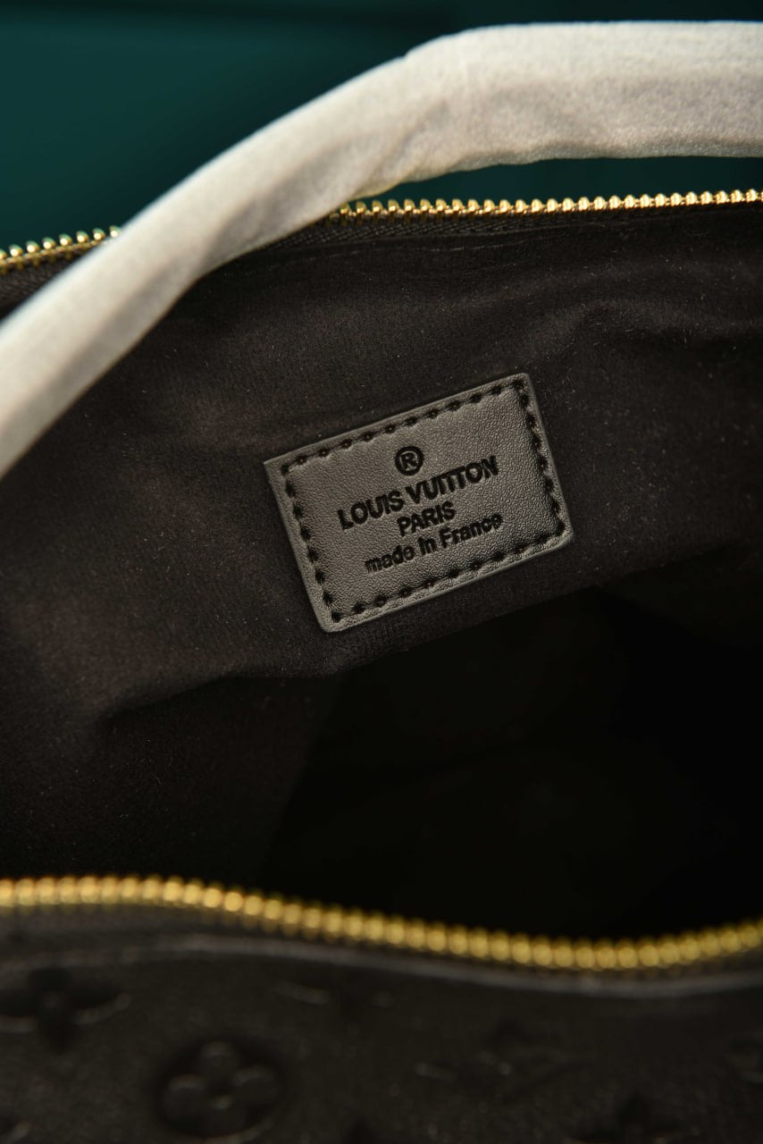 L - Multipass Bag (Black)