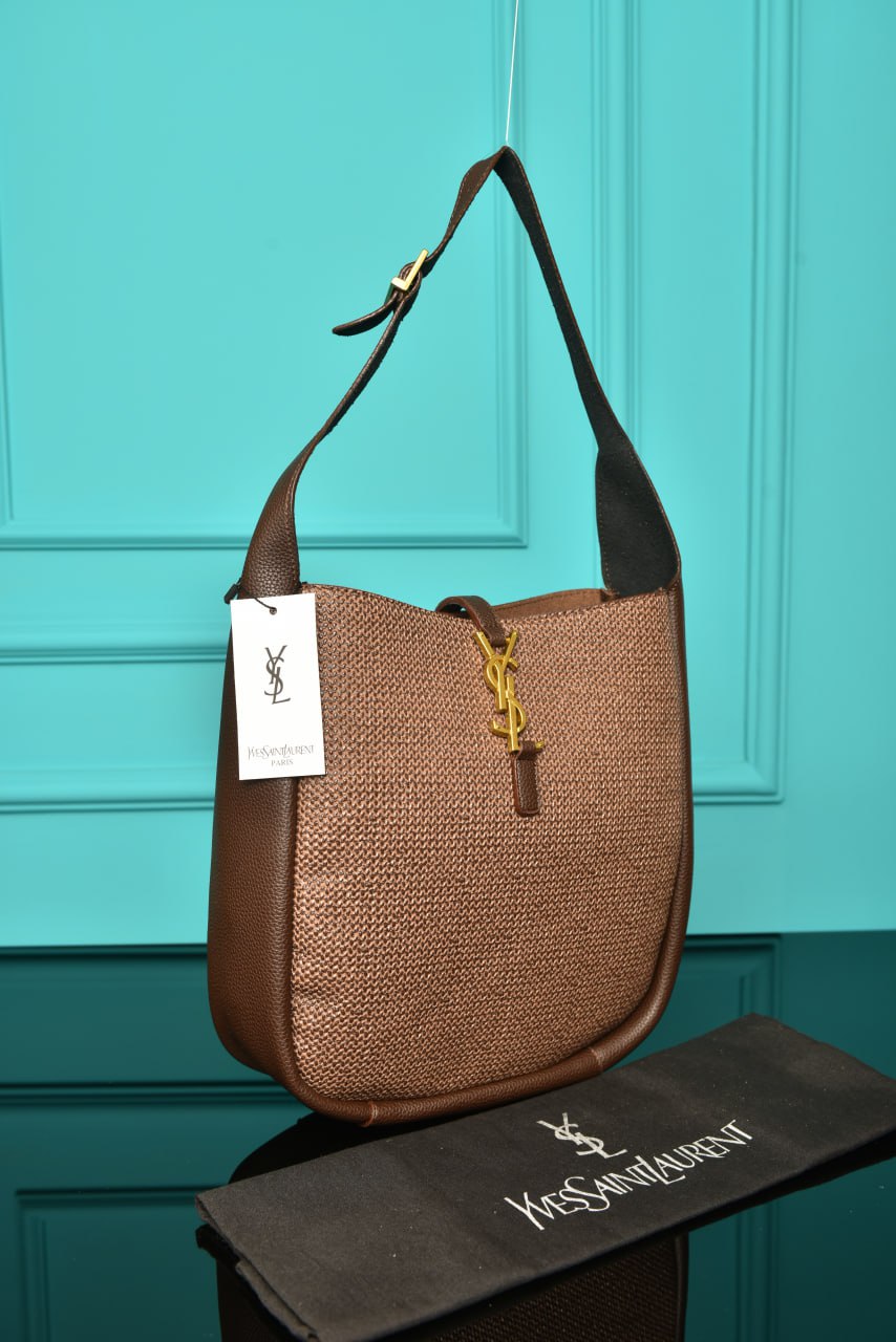 YS - Le 5 A 7 Supple Small in Raffia and Leather