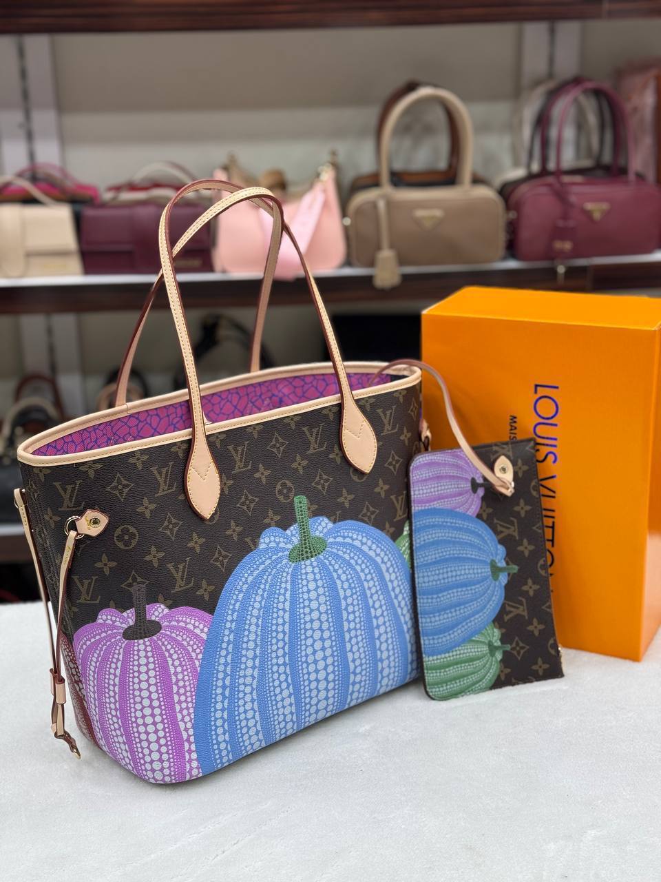 L - Neverfull Medium Pumpkin