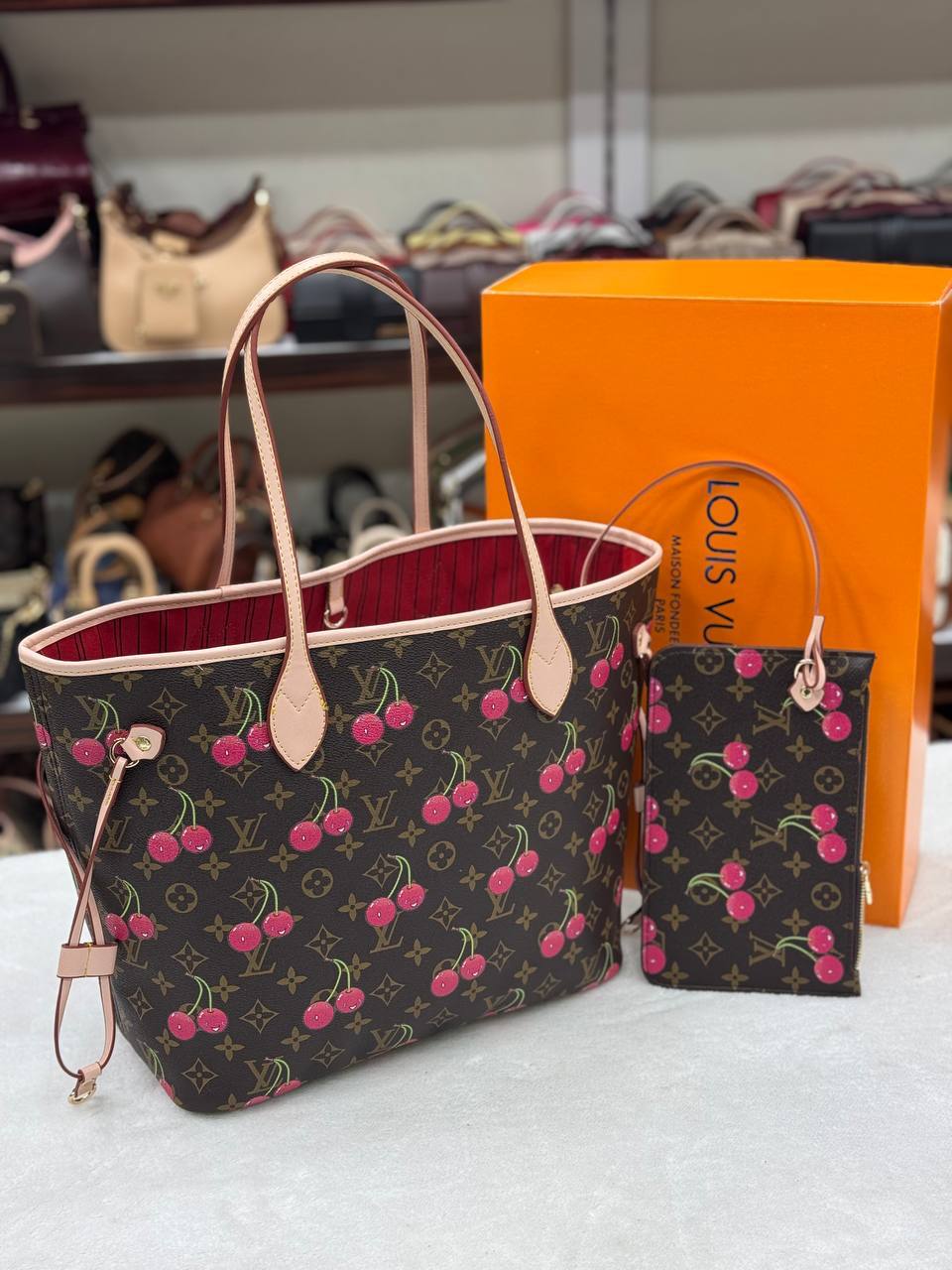 L - Neverfull Medium Pumpkin