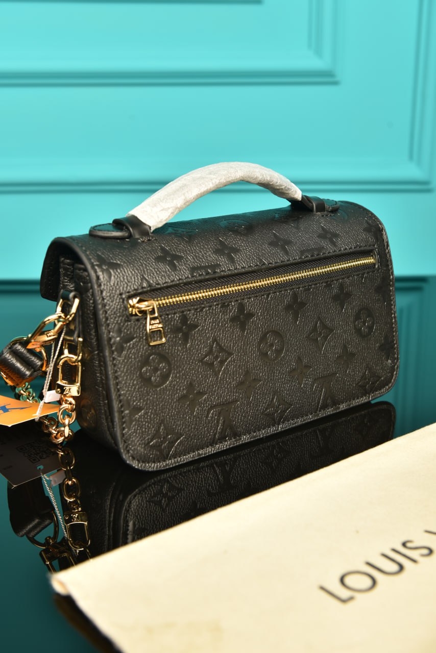 L - Pochette Metis East (Black)