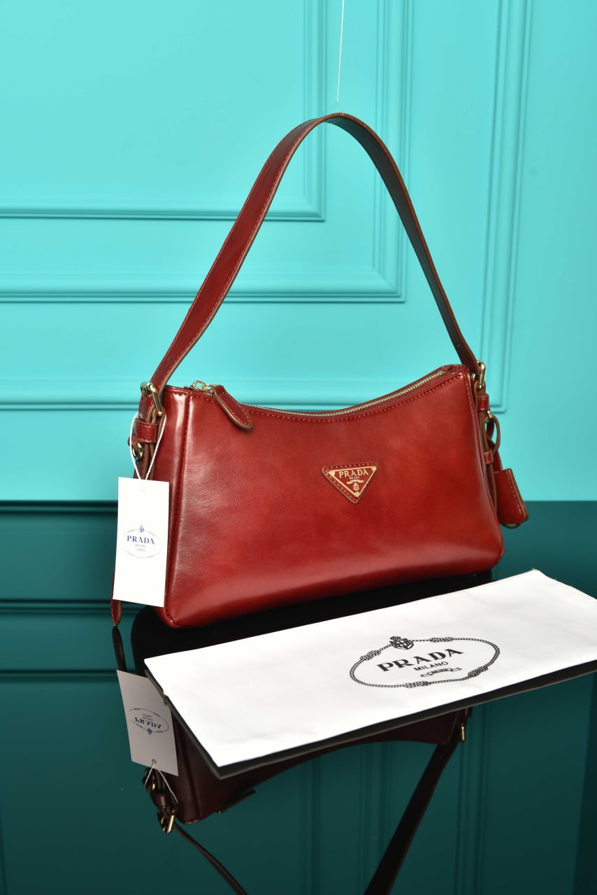 PR - Aimee Medium Leather Shoulder Bag