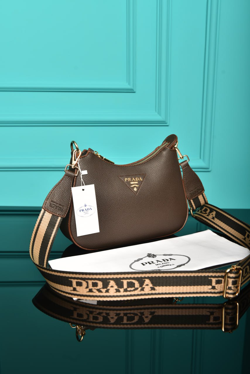 PR - Small Leather Shoulder Bag