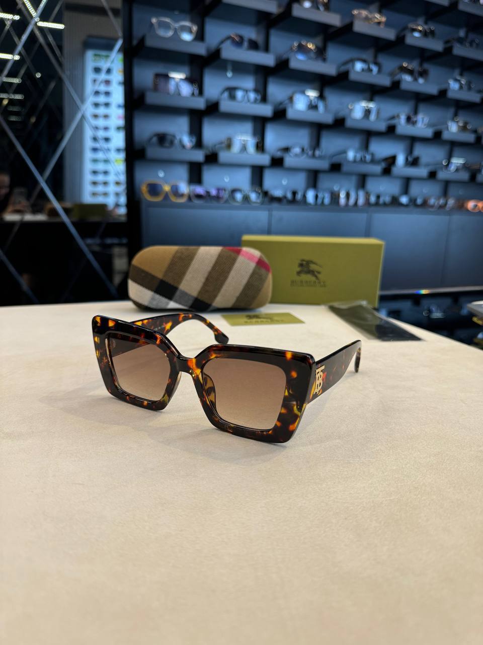 BRY - Sunglasses