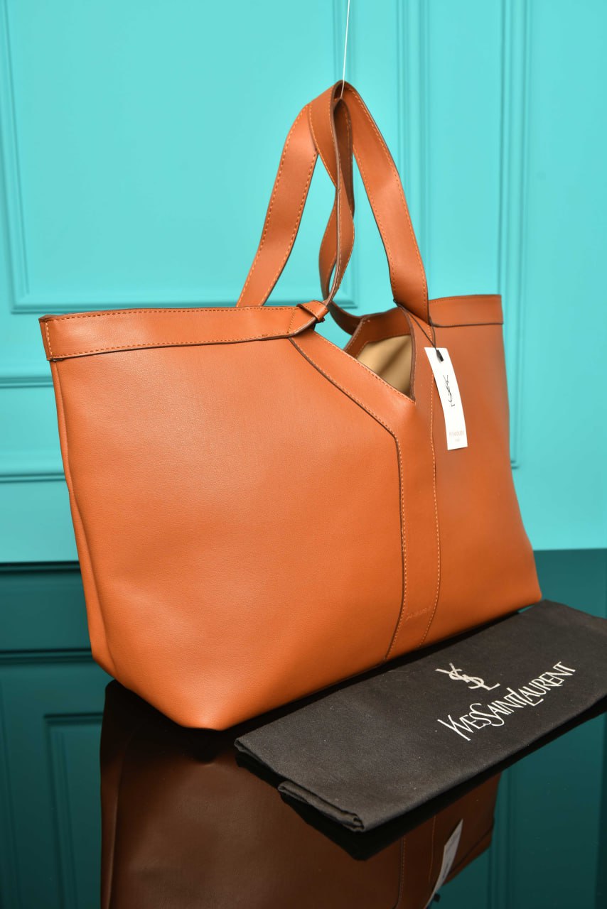 YS - Y Tote in Leather Bag