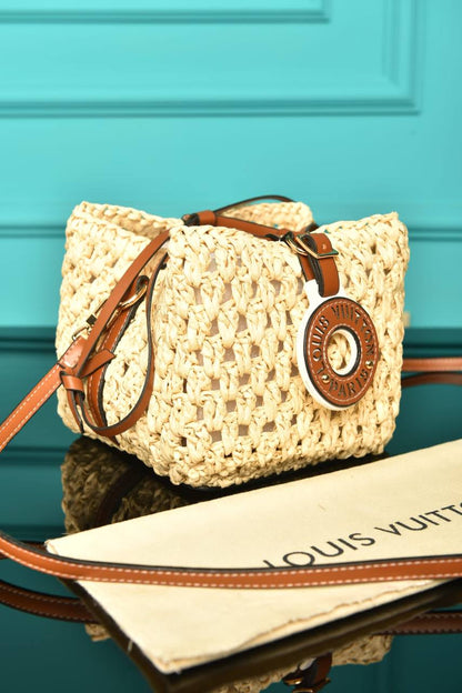 L - Noe Purse Bag