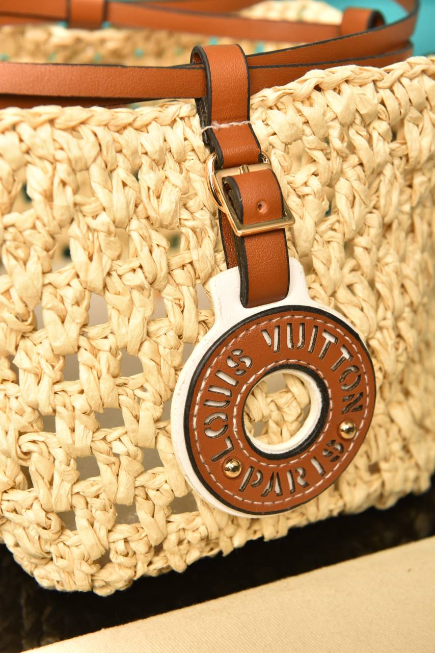 L - Noe Purse Bag