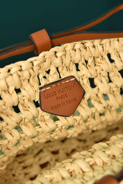 L - Noe Purse Bag