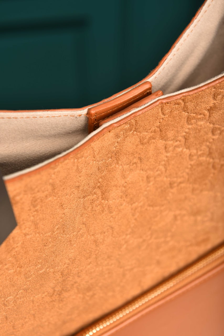 GCC - B Large Shoulder Bag