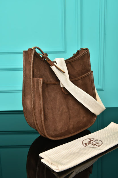 HM - Evelyne Crossbody Bag in Suede