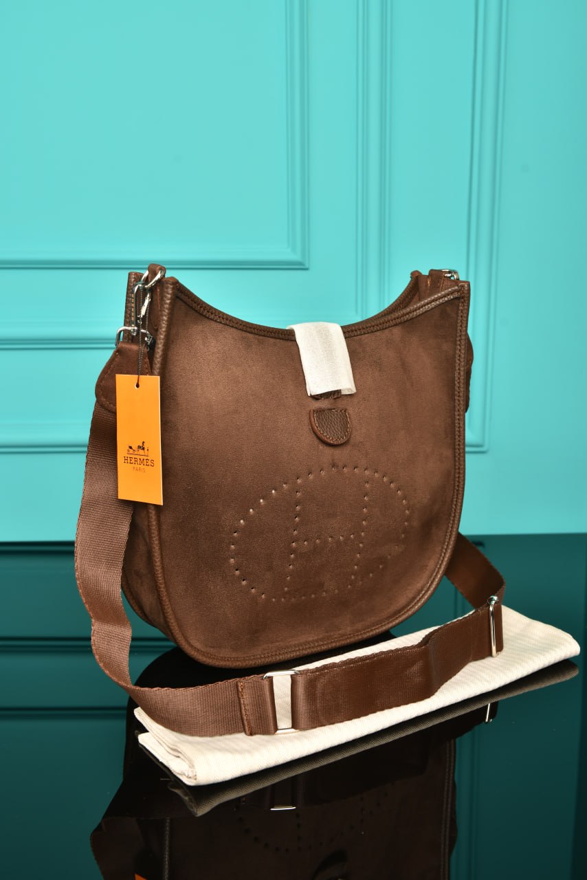 HM - Evelyne Crossbody Bag in Suede