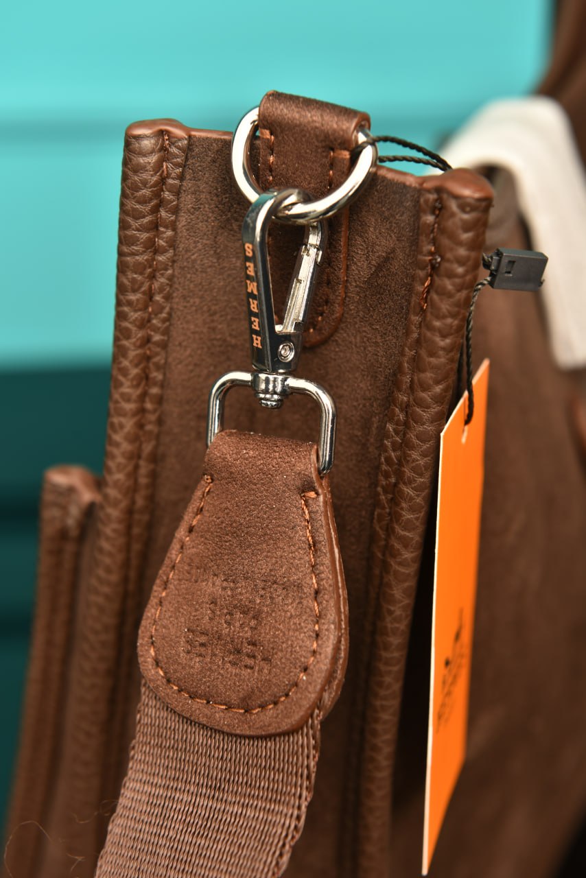 HM - Evelyne Crossbody Bag in Suede