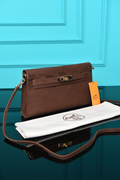 HM - Kelly Classique To Go Wallet in Suede