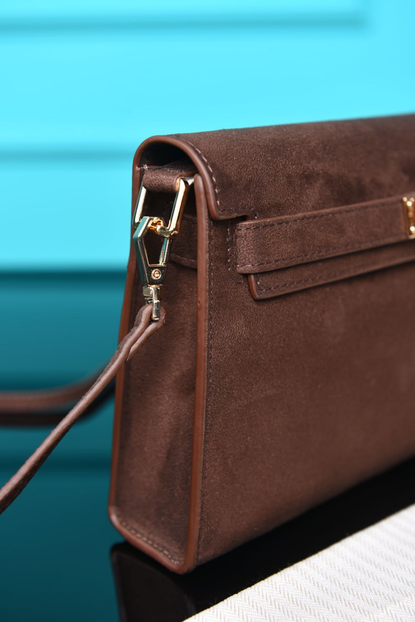 HM - Kelly Classique To Go Wallet in Suede
