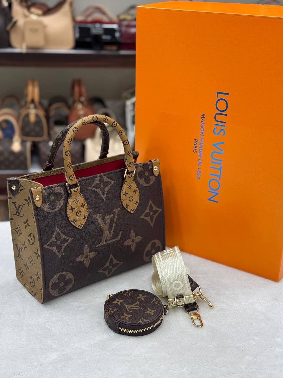 L - On the go small