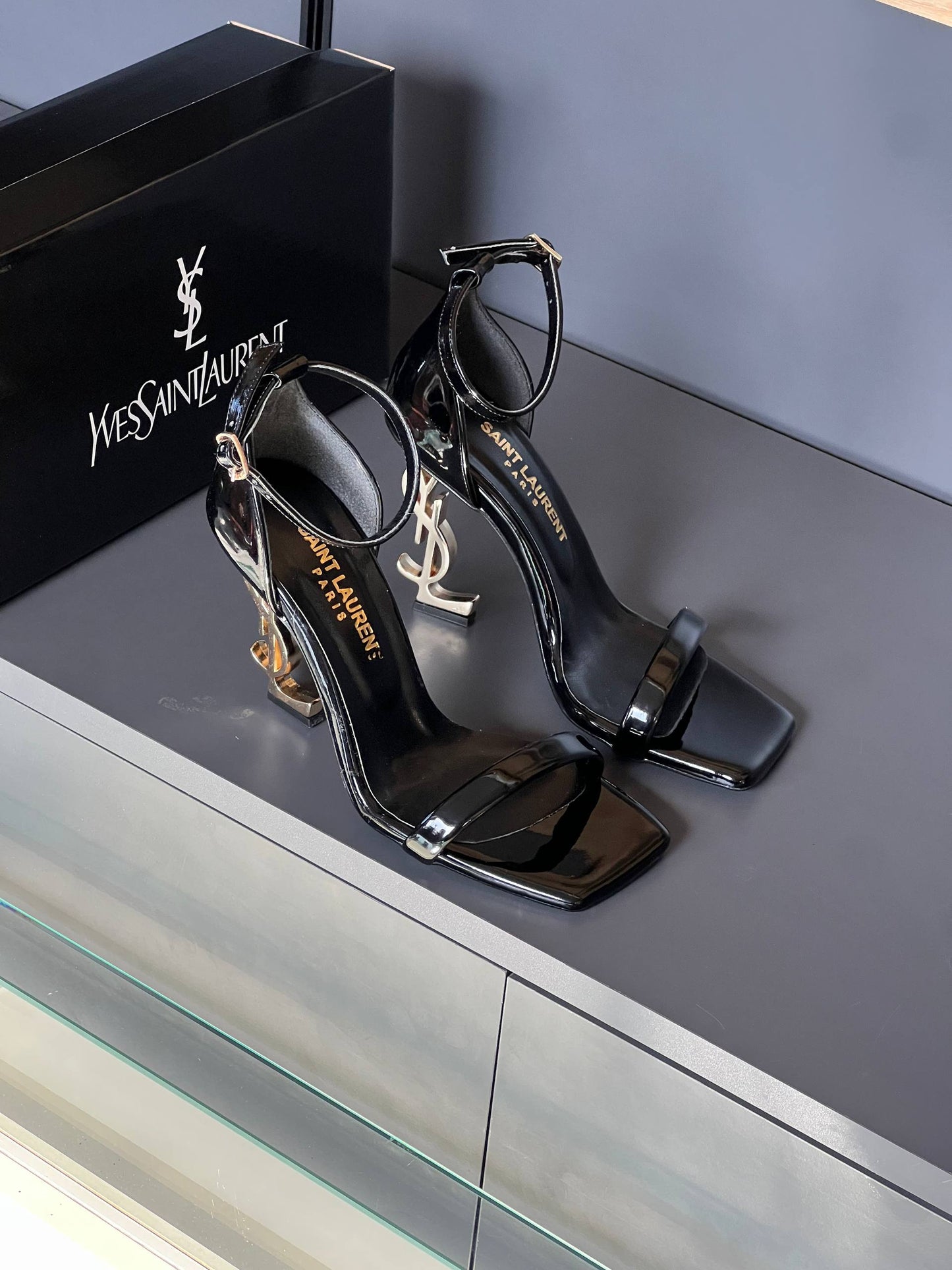 YS - Shoes