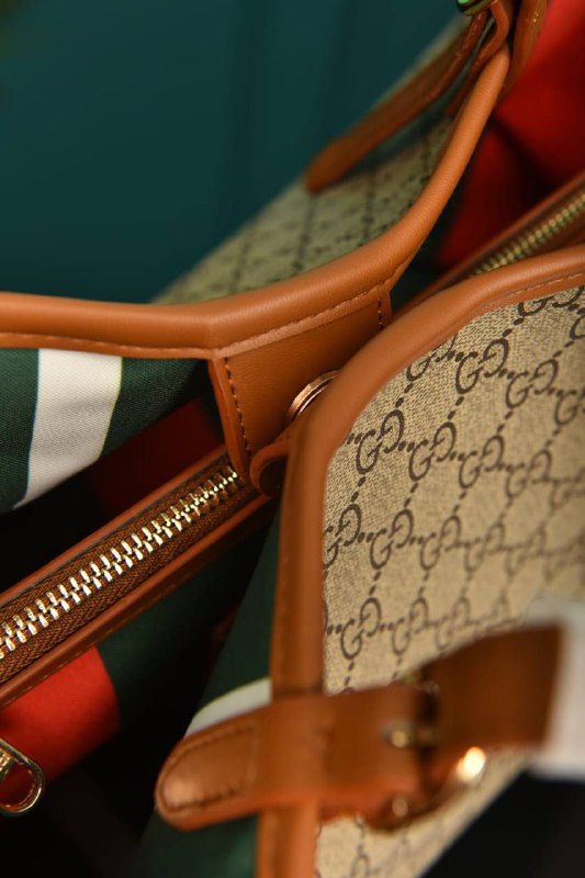 GCC - Emblem Medium Tote Bag