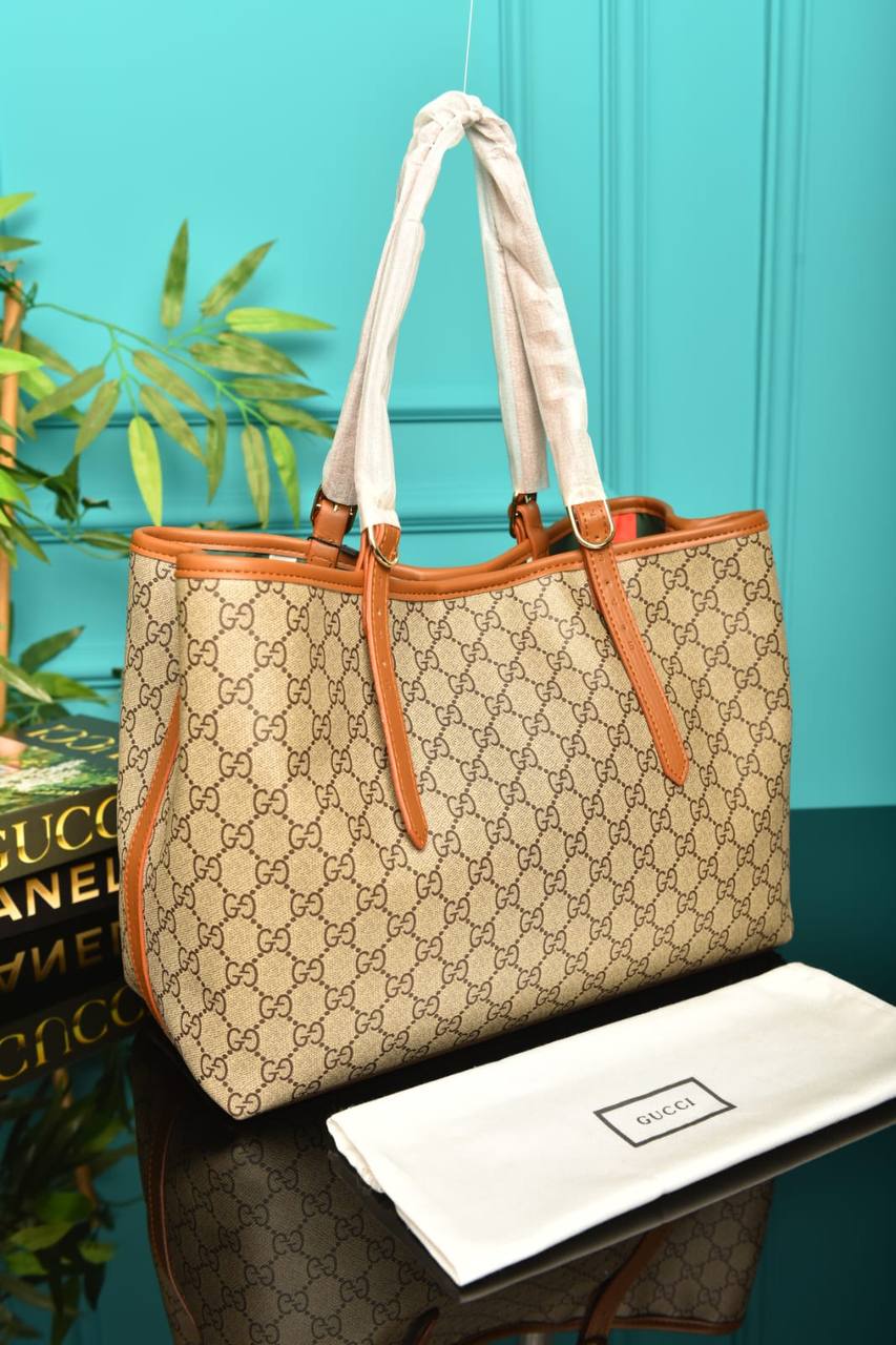 GCC - Emblem Medium Tote Bag