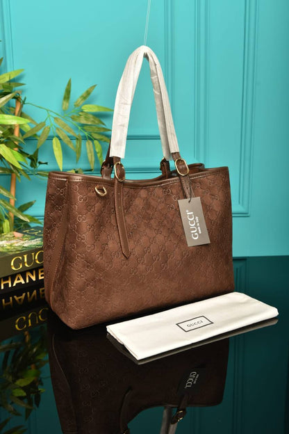 GCC - Emblem Medium Tote Bag Suede