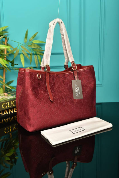 GCC - Emblem Medium Tote Bag Suede