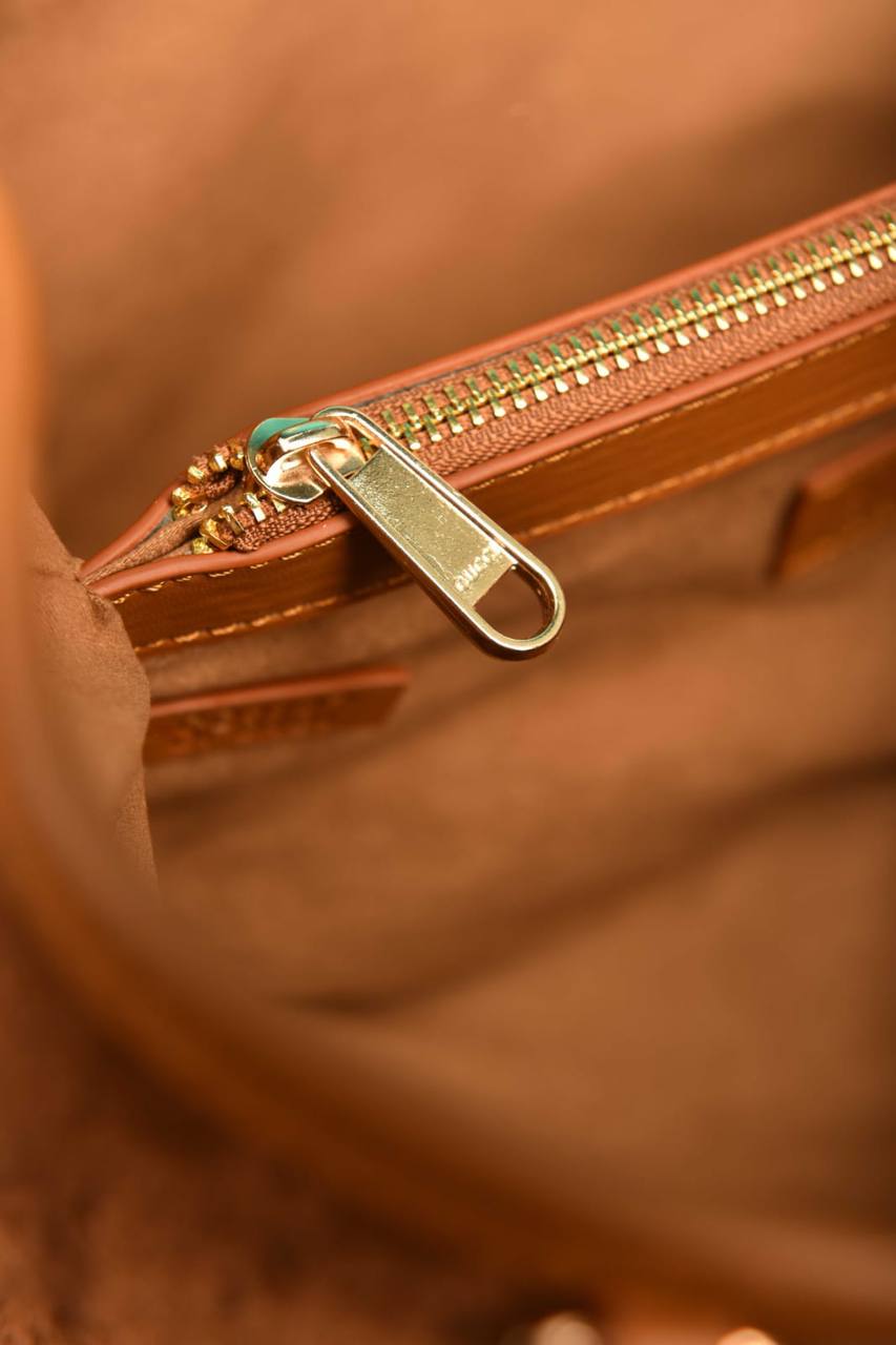 GCC - Emblem Medium Tote Bag Suede