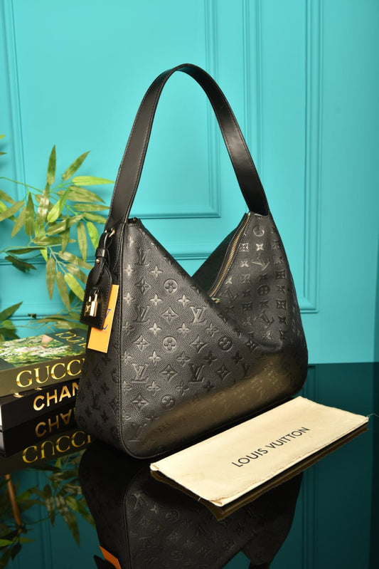 L - Slouchy MM Bag (Black)