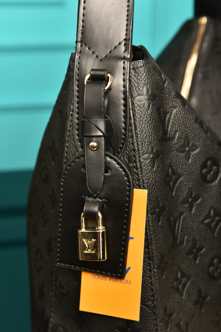 L - Slouchy MM Bag (Black)