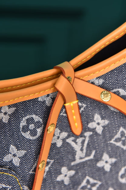 L - Carryall PM Bag in Denim