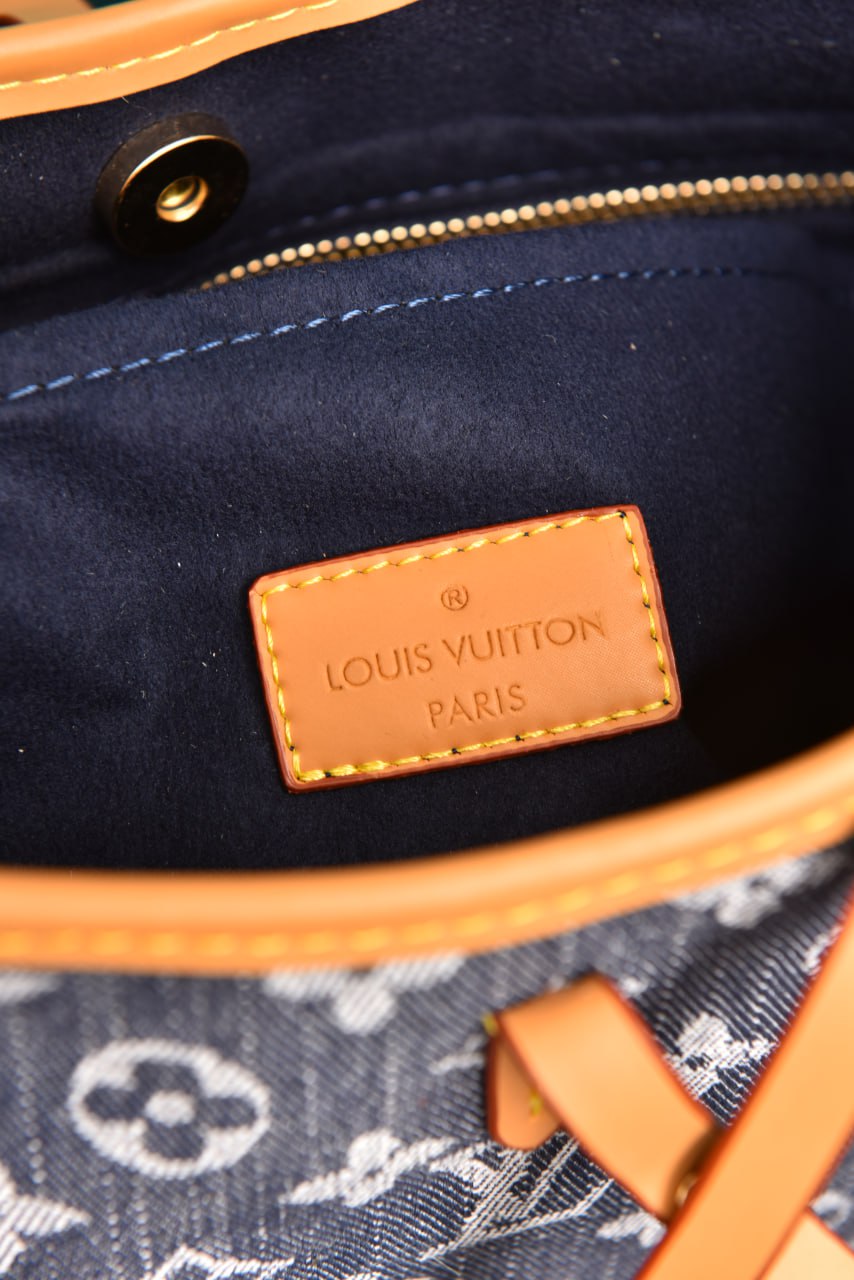 L - Carryall PM Bag in Denim