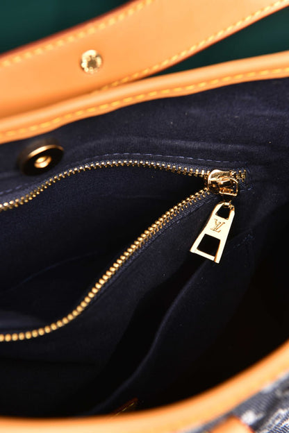 L - Carryall PM Bag in Denim