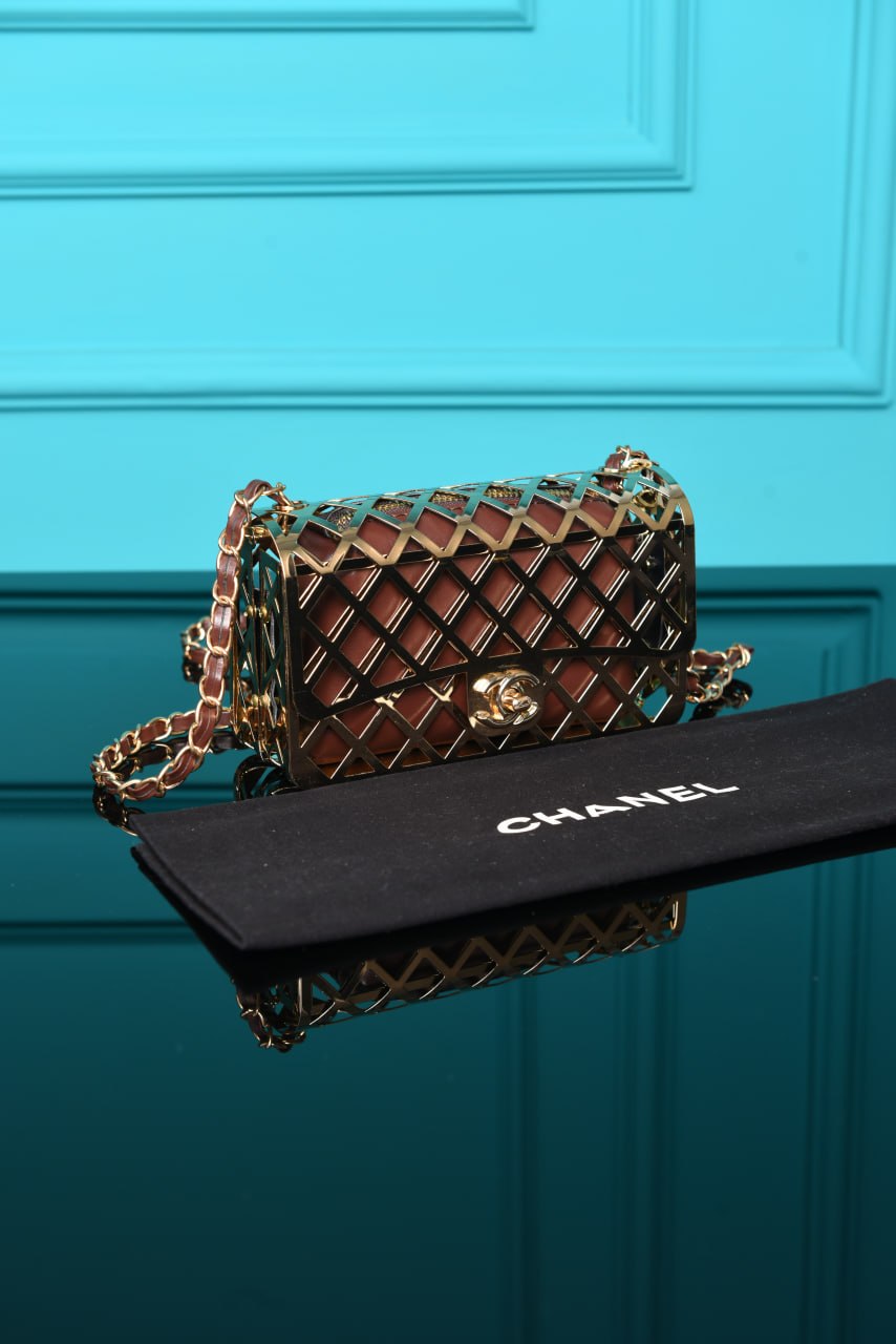 C-H - Mini Cage Flap with Pouch