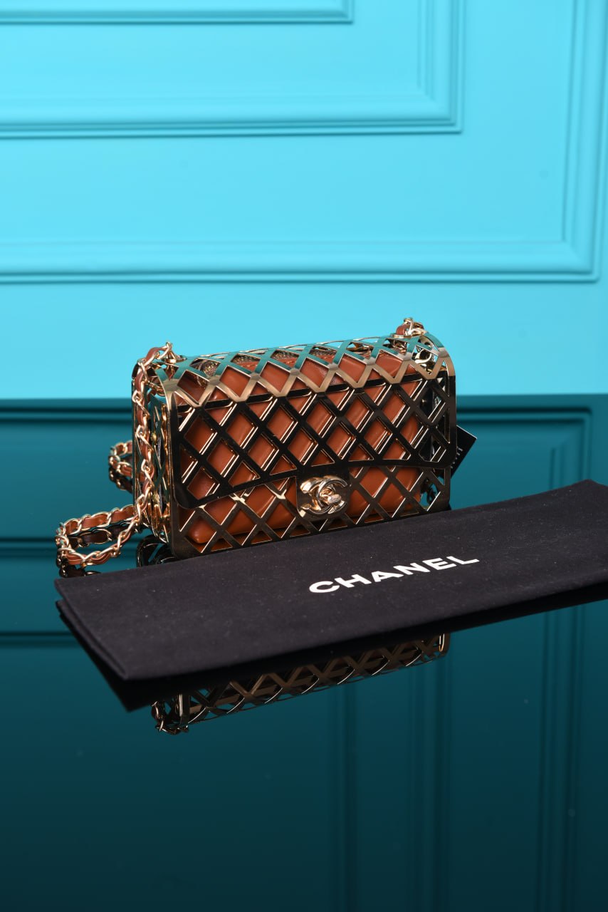 C-H - Mini Cage Flap with Pouch