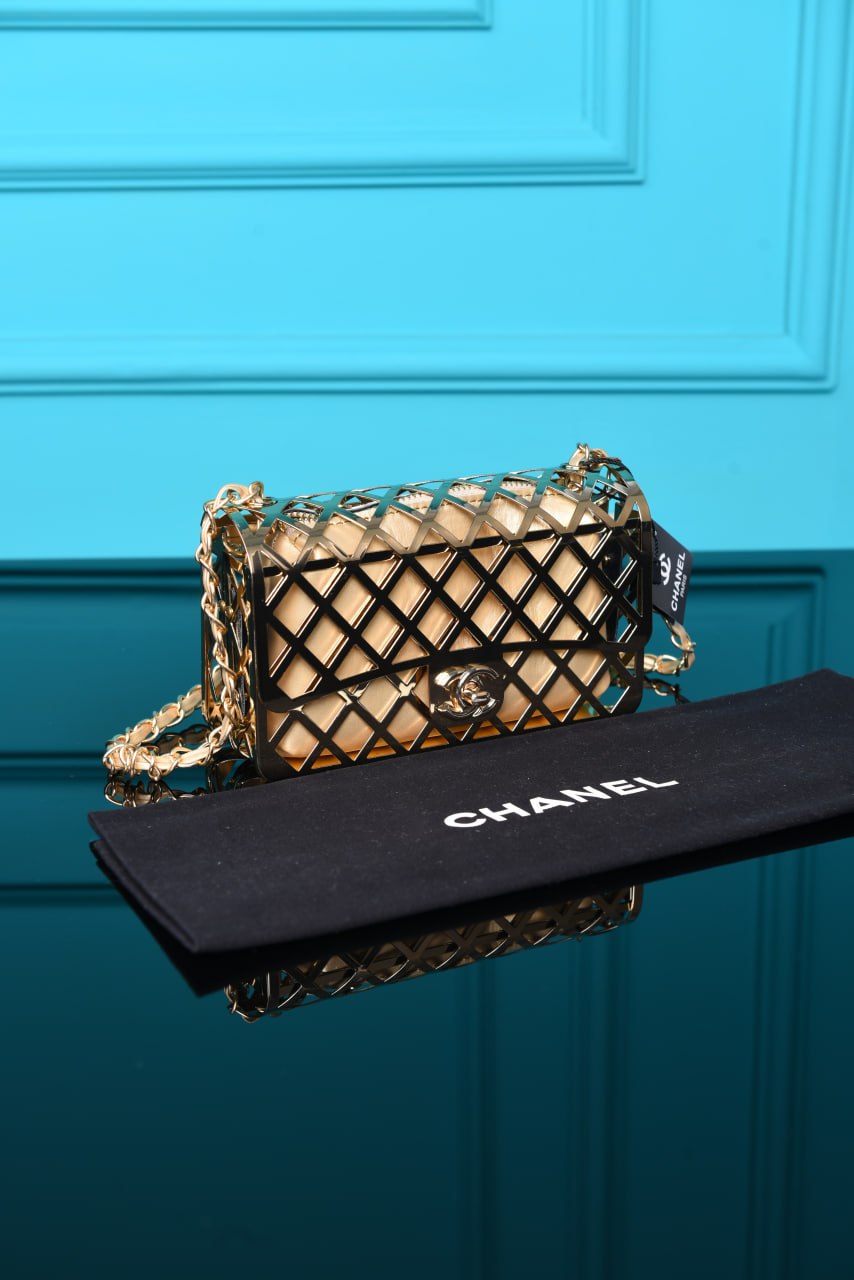 C-H - Mini Cage Flap with Pouch