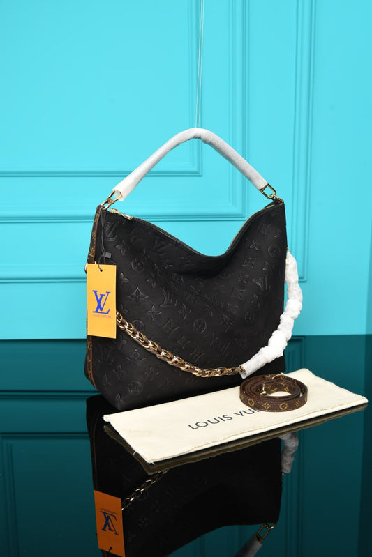 L - Multipass Bag in Suede