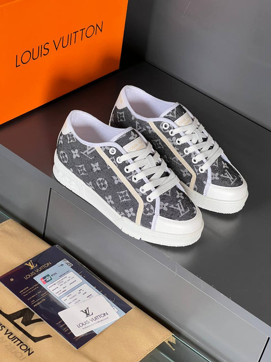 L - Shoes
