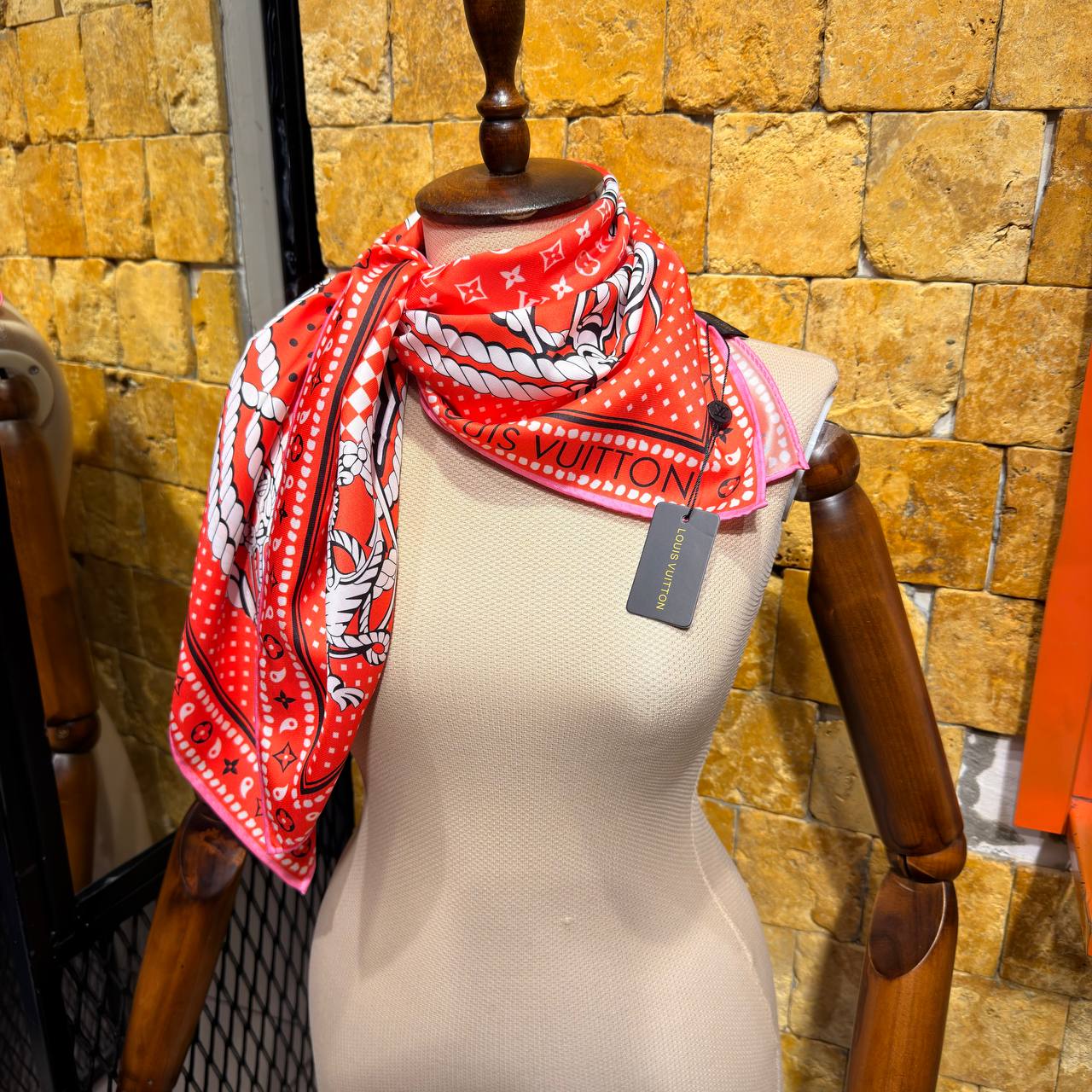 L - Silk Shawl
