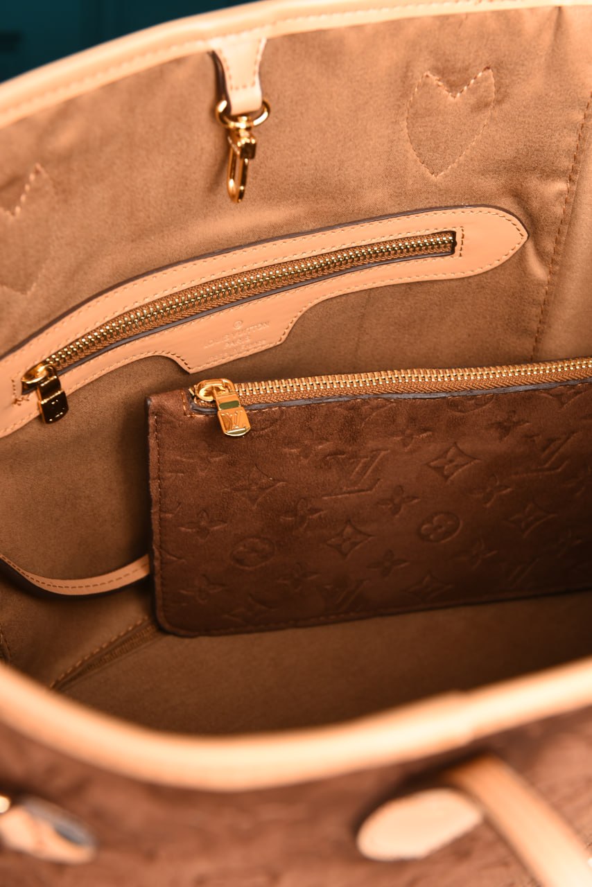 L - Neverfull Empreinte MM in Suede