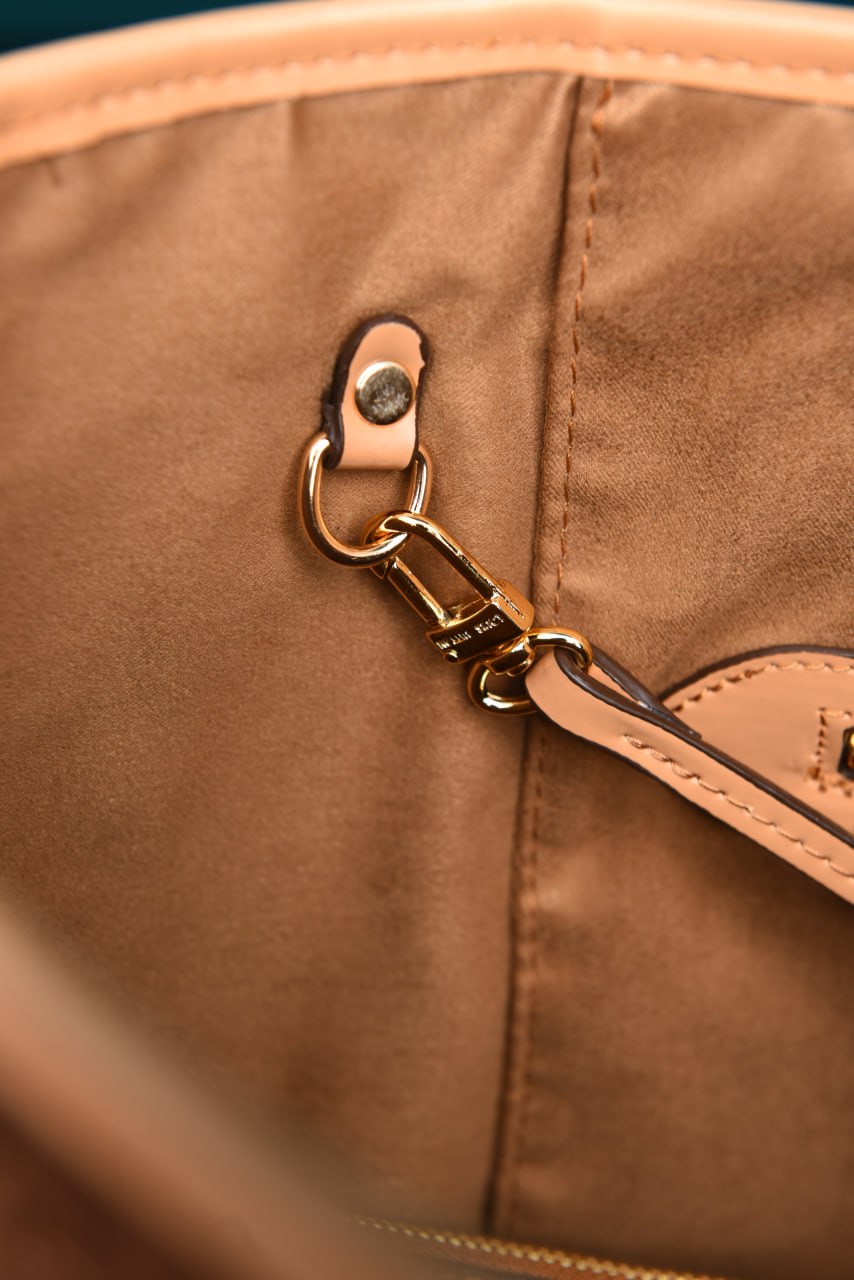 L - Neverfull Empreinte MM in Suede