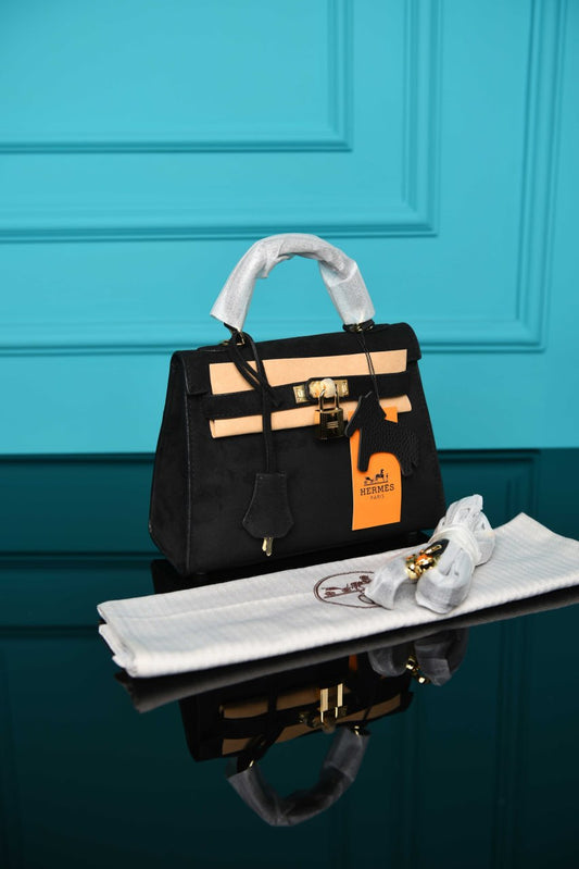 HM - Kelly 22 Bag in Suede