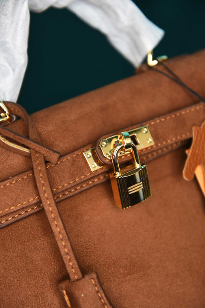 HM - Kelly 22 Bag in Suede
