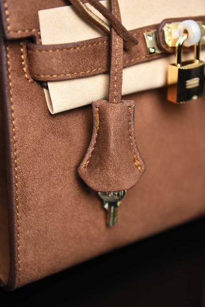 HM - Kelly 22 Bag in Suede
