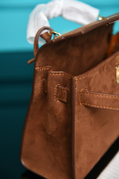 HM - Kelly 22 Bag in Suede