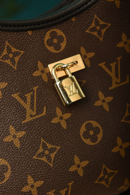 L - The Drop PM Bag