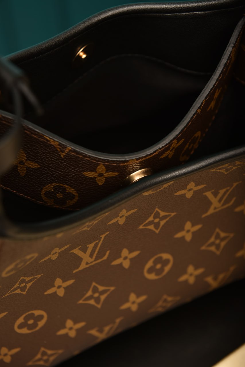 L - The Drop PM Bag