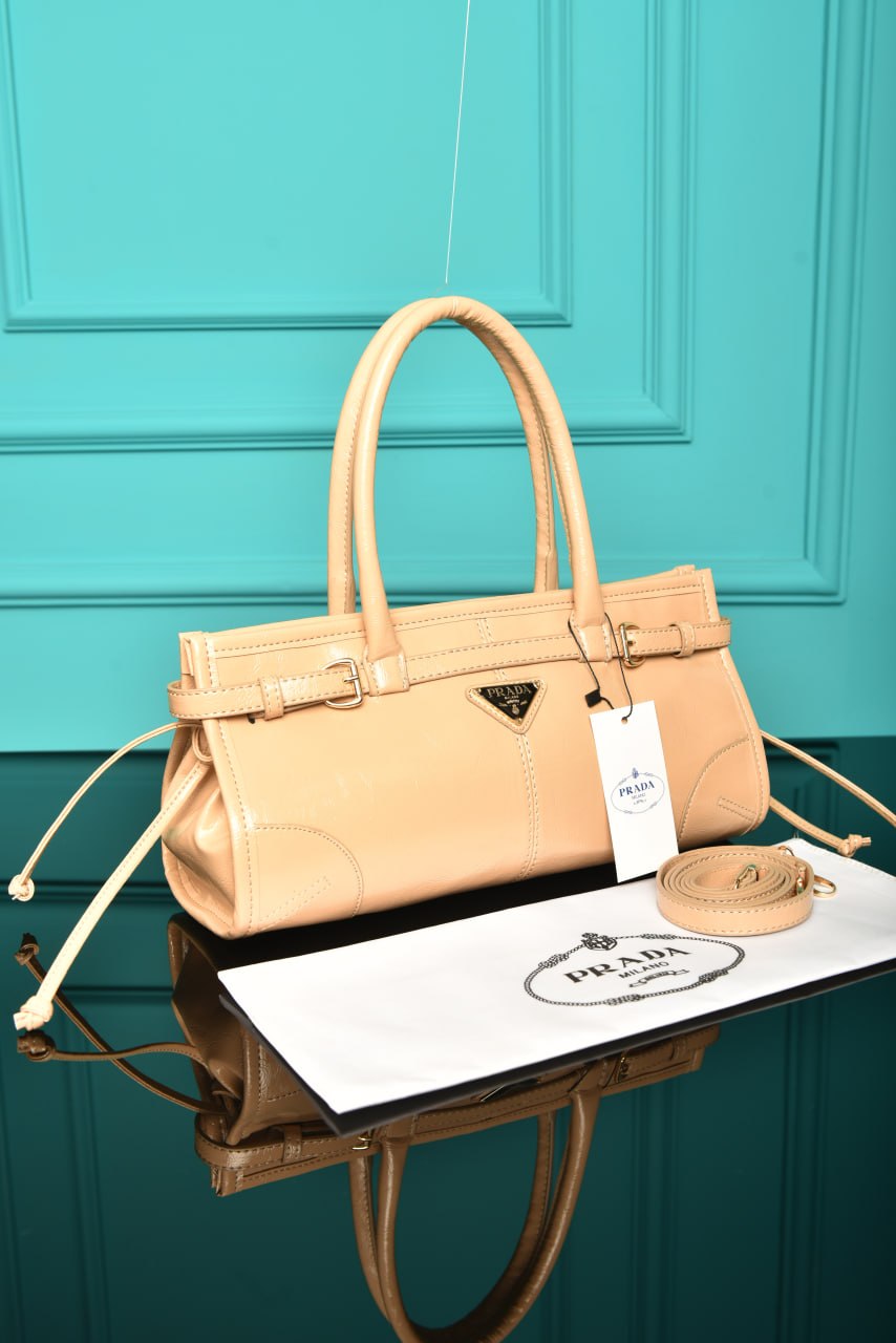 PR - Bonnie Medium Leather Bag